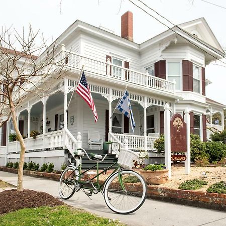 Pecan Tree Inn Beaufort Exterior photo