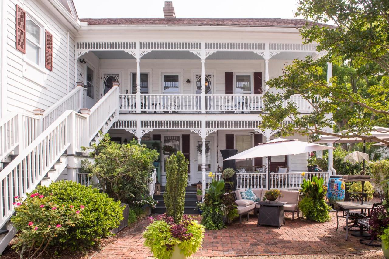 Pecan Tree Inn Beaufort Exterior photo