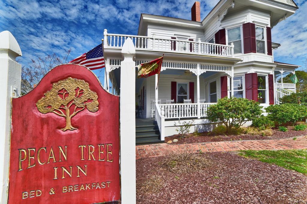 Pecan Tree Inn Beaufort Exterior photo