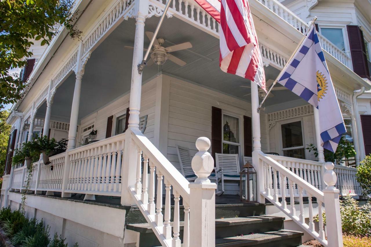 Pecan Tree Inn Beaufort Exterior photo