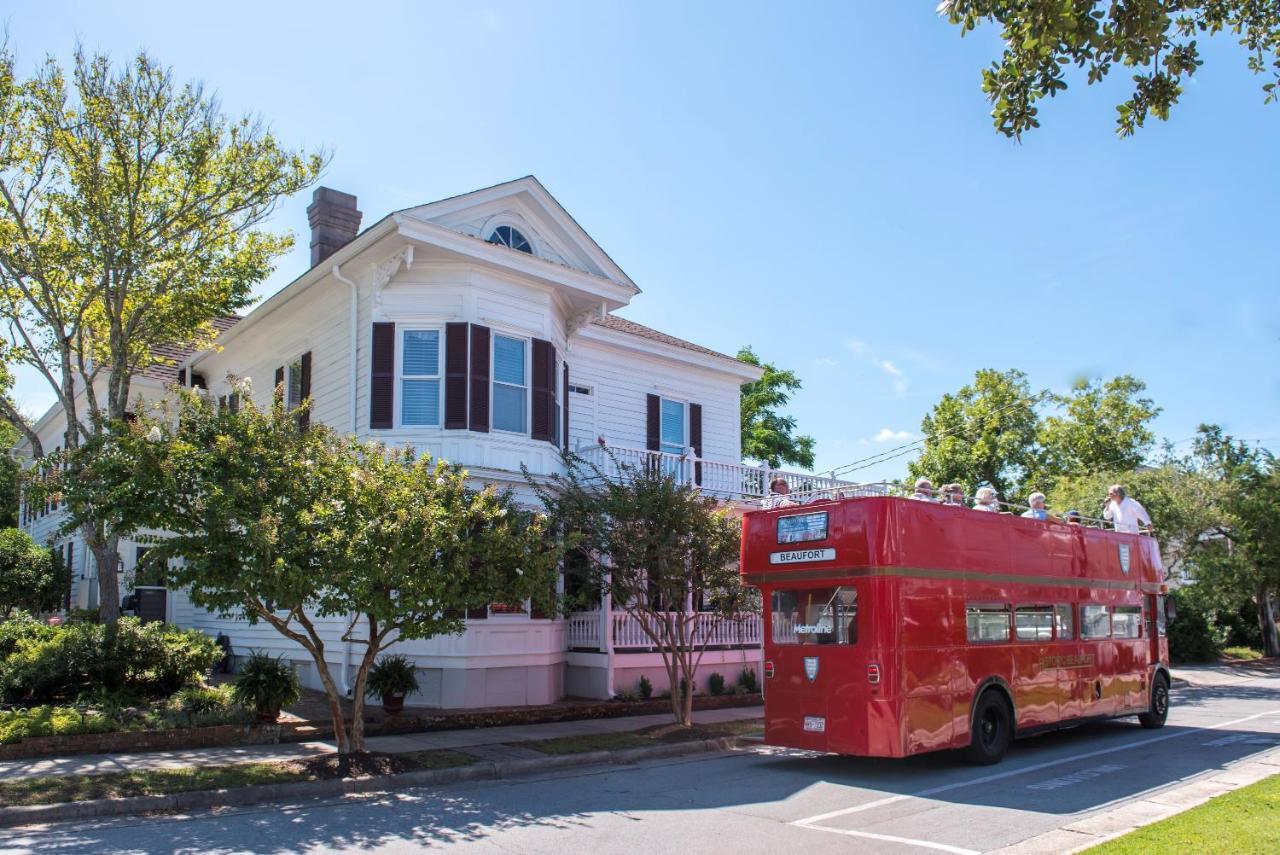 Pecan Tree Inn Beaufort Exterior photo